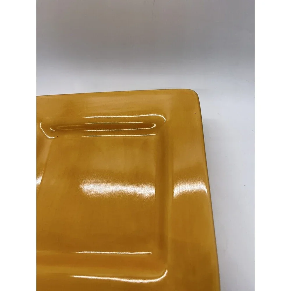 Set of (4) - Pottery Barn Outlet - Salad Plates - 8